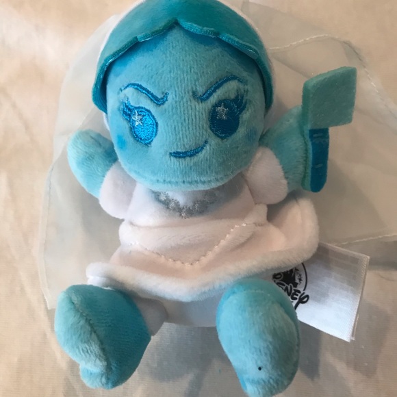 Disney Other - Disney HM Wishables The Bride